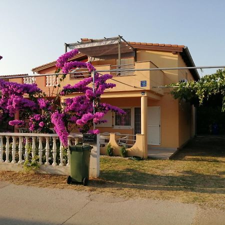 Marina Apartamento Biograd Na Moru Exterior foto
