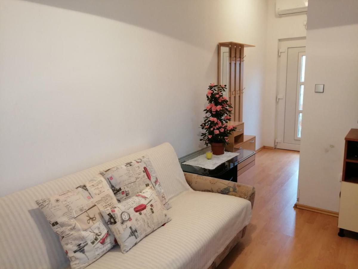 Marina Apartamento Biograd Na Moru Exterior foto