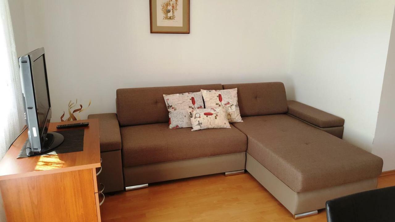 Marina Apartamento Biograd Na Moru Exterior foto
