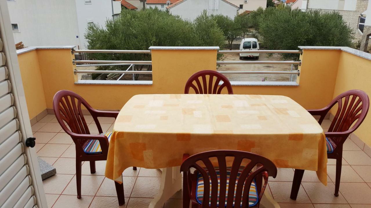 Marina Apartamento Biograd Na Moru Exterior foto