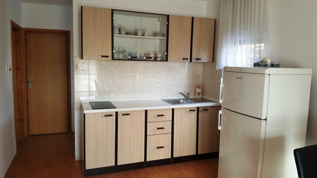 Marina Apartamento Biograd Na Moru Exterior foto
