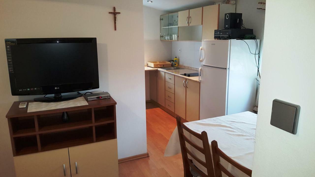 Marina Apartamento Biograd Na Moru Exterior foto