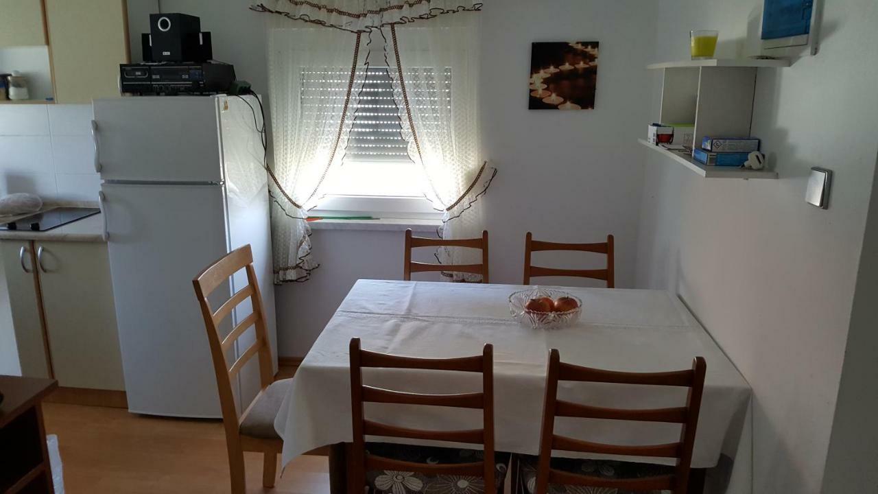 Marina Apartamento Biograd Na Moru Exterior foto